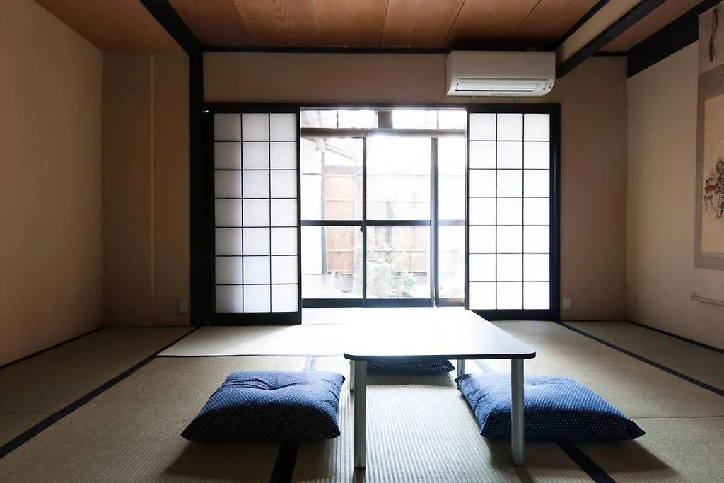 אכסניה Traditional Kyoto Home Ichiyoraifuku