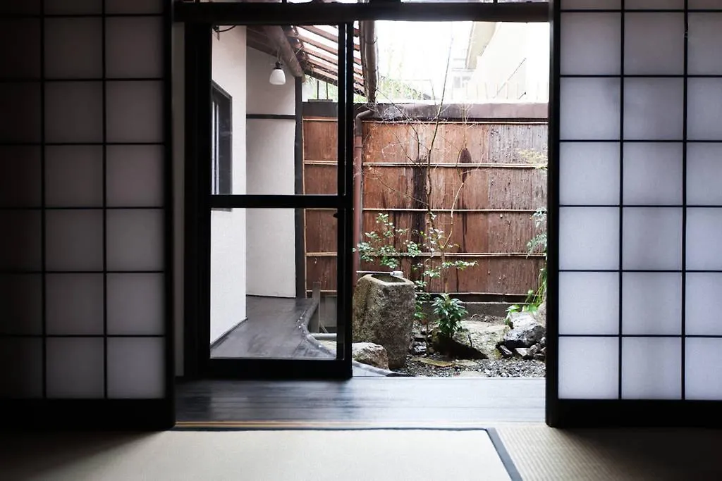 Traditional Kyoto Home Ichiyoraifuku אכסניה